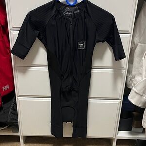 Women's Elite 2.0 Tri Aero FZ Racesuit - Black - size small.